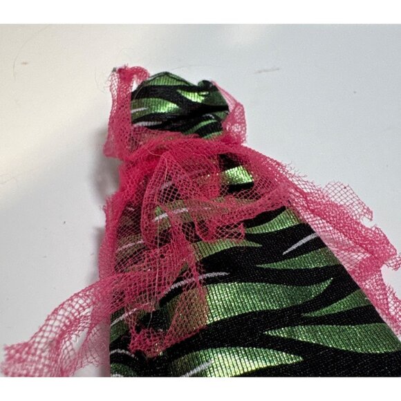 Monster High Dress for Venus Mcflytrap Zombie Shake Green Pink - Picture 2 of 4